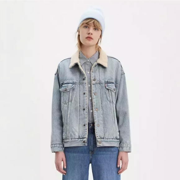 Levi's Sherpa denim trucker jacket, size small - Picture 1 of 5